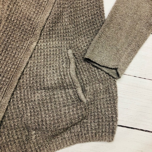 Cozychic Lite Sweater by Barefoot Dreams - Picture 11 of 12